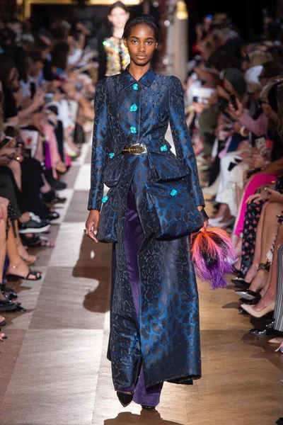 Look 5